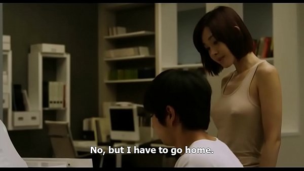 Cậu học sinh ngây thơ bị cô giáo xinh đẹp quyến rũ