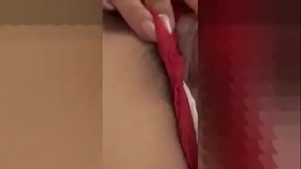 Em nữ sinh yêu xa quay clip thủ dâm gửi bạn trai