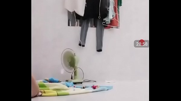 Vợ chồng live stream địt nhau cực sung