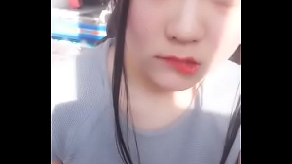 Chén em gái xinh lồn hồng cute sướng vãi