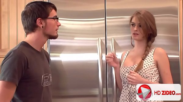 Chịch luôn cô bạn gái teen vì em ấy quá ngon