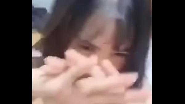 Con bạn dâm thèm địt