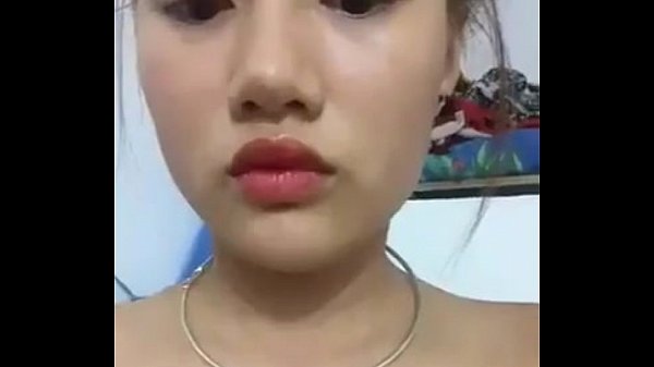 Gái Việt vú đẹp khoe hàng
