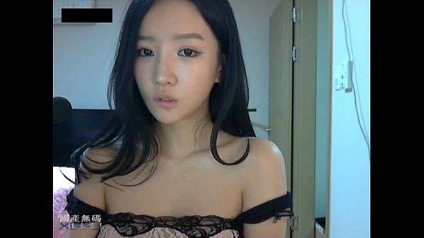 Hot girl dễ thương khoe dáng