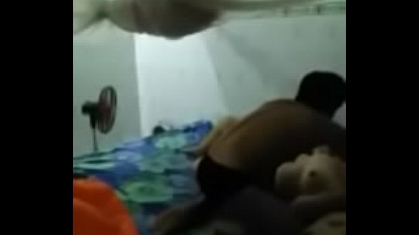 Làm tình với vợ bạn trong phòng trọ