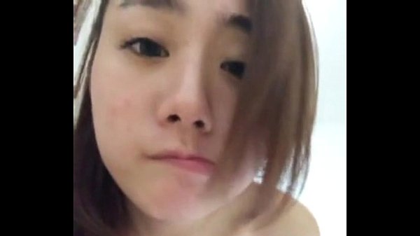 Hot girl cute lột đồ khoe dáng cực xinh
