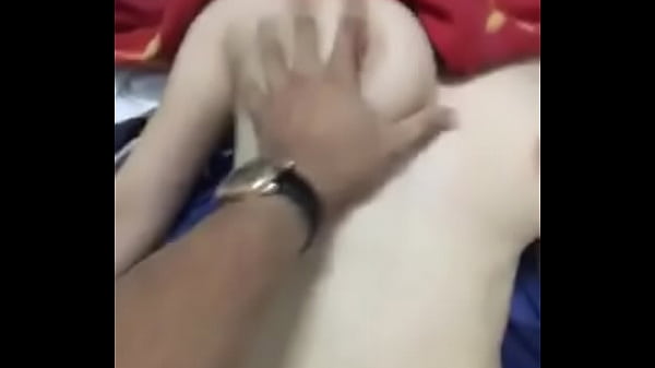 Chịch em sinh viên trắng nõn