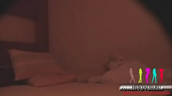 Ngoại tình với em cấp dưới