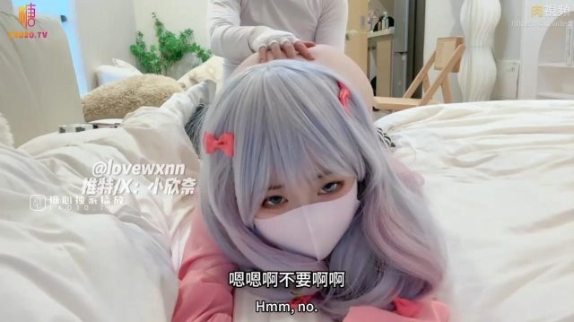 Em Lolita xinh đẹp phổng phao chổng mông cho chủ nhân móc bím